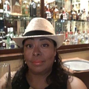 Meet your Posher, Belem